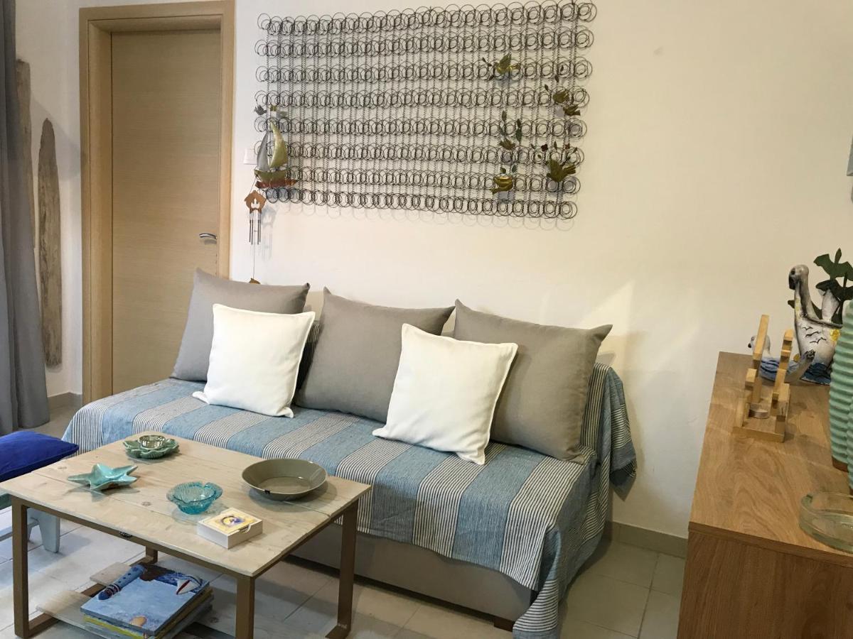 Grey Theros Apartments باراليا ديونيسيو المظهر الخارجي الصورة